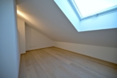 Möbliertes Dachgeschoßapartment im hochwertigen Wohnhaus - Abstellraum oder kleines Büro