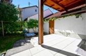 2- Zi.-Gartenwohnung plus Tageslicht-Hobbyraum - neues Duschbad - geschützte Terrasse