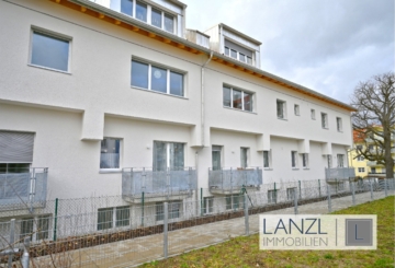 RIESIGE 5 Zi.-Whg. mit 2 West-Dachterrassen, 85586 Poing b München, Dachgeschosswohnung