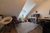Kind_Büro