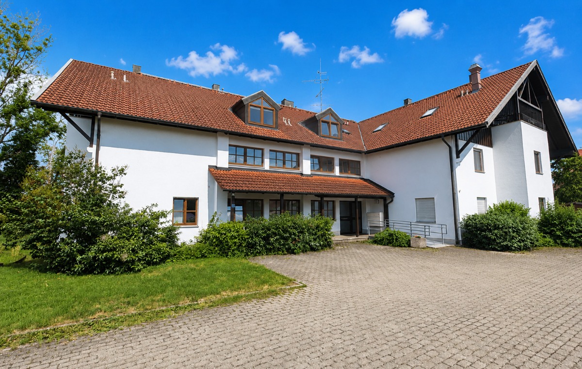 Hausansicht_Zugang